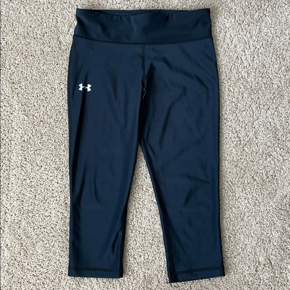 Under Armour compression capris